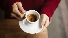 With or Without Caffeine: A Dietitian Explains Which Coffee Is Best to Drink